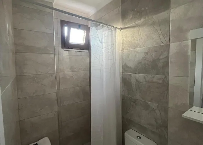 Akan Готель типу 