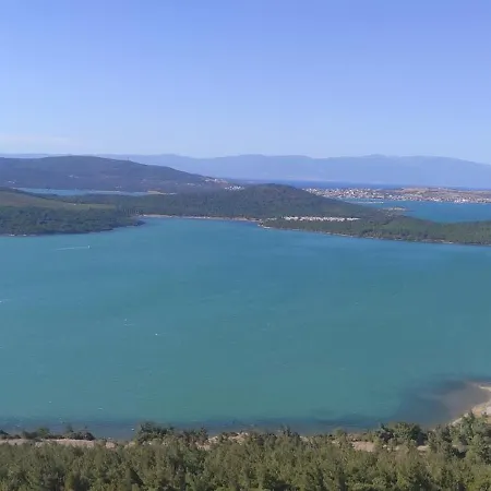 Akan Ayvalik