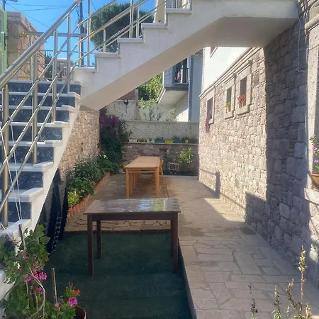 Akan Bed and breakfast Ayvalı