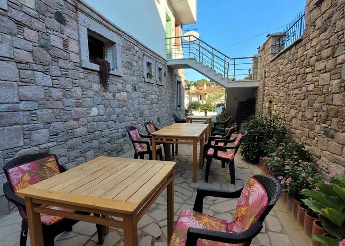 Akan Bed and breakfast 3*